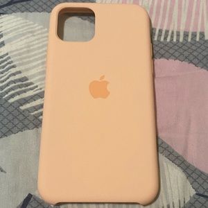 Apple iPhone 11 Pro Silicone Case - Peach